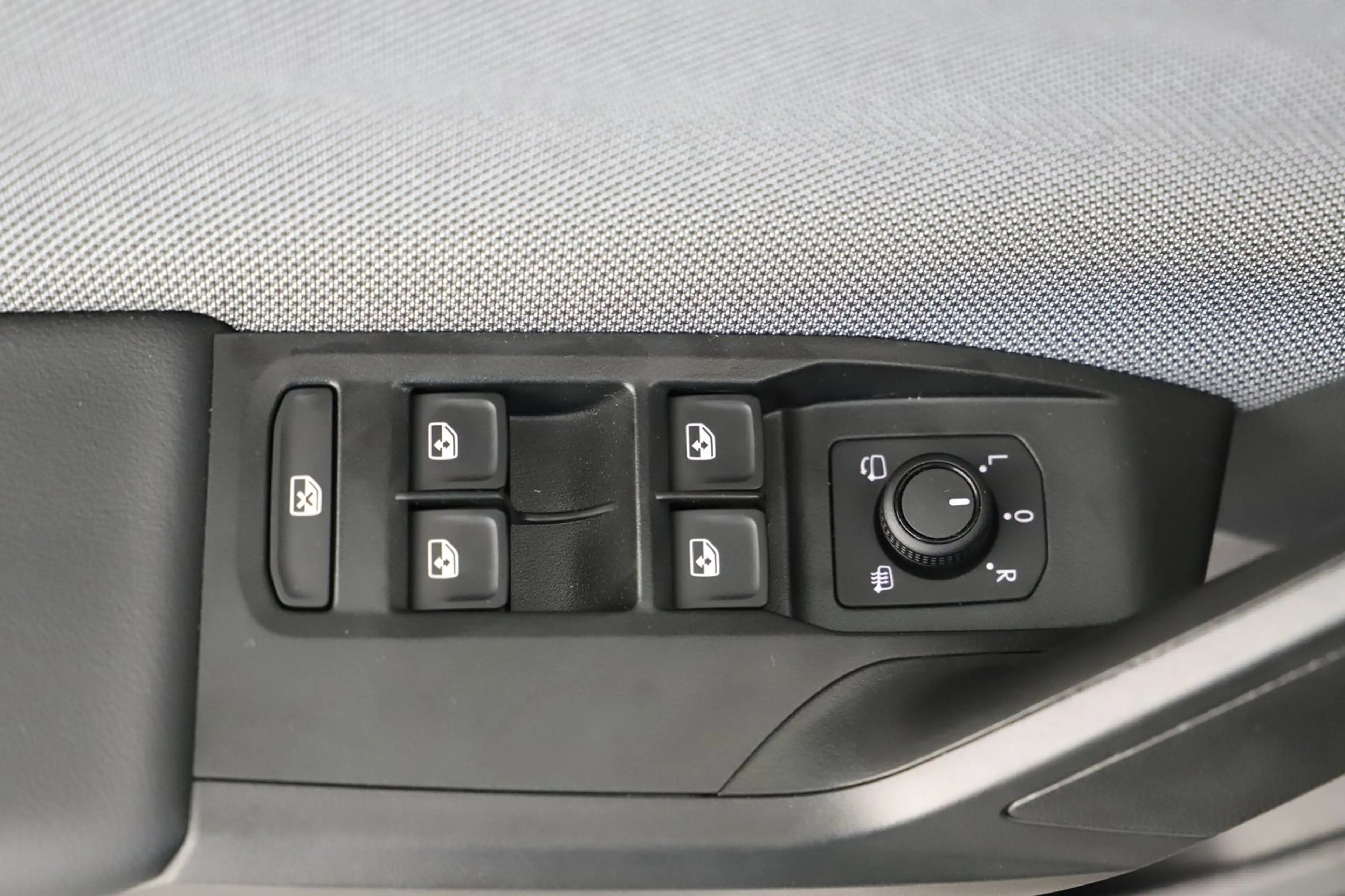 SEAT Leon Style Edition 1.5 TSI 115 PS — photo 9
