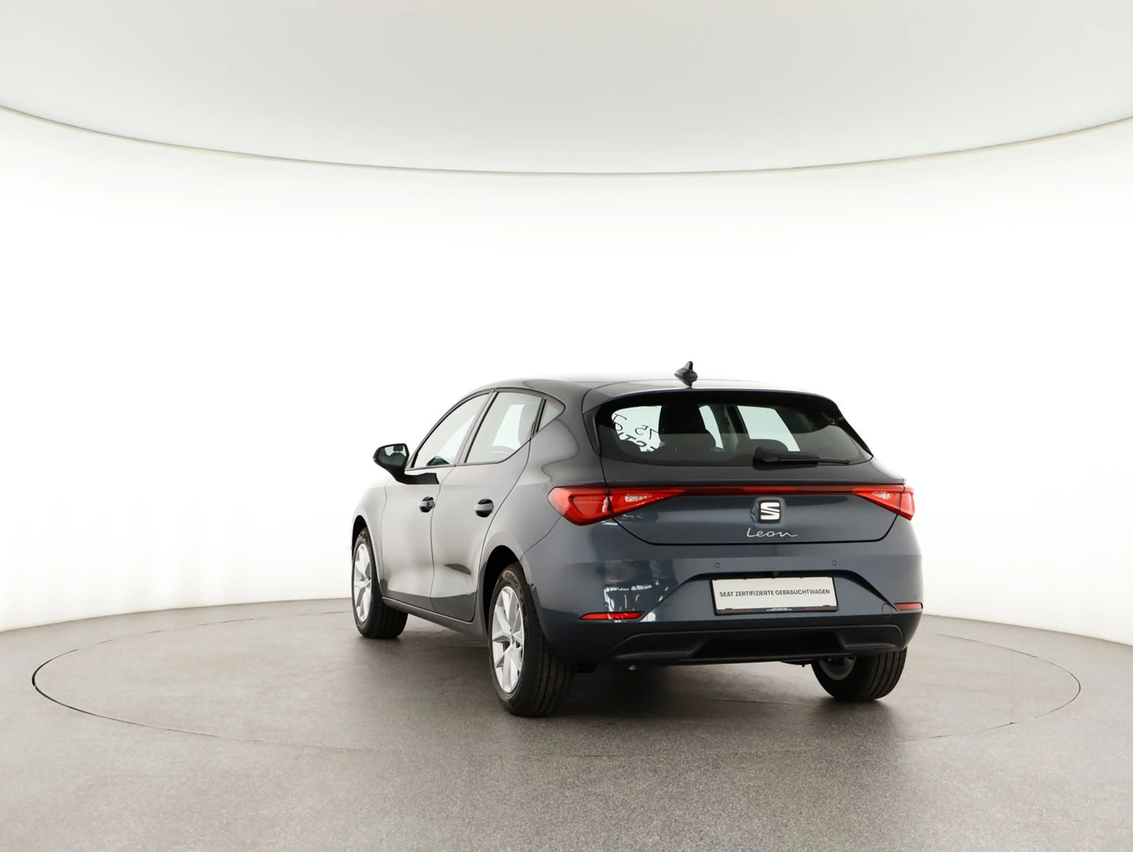 SEAT Leon Style Edition 1.5 TSI 115 PS — photo 2