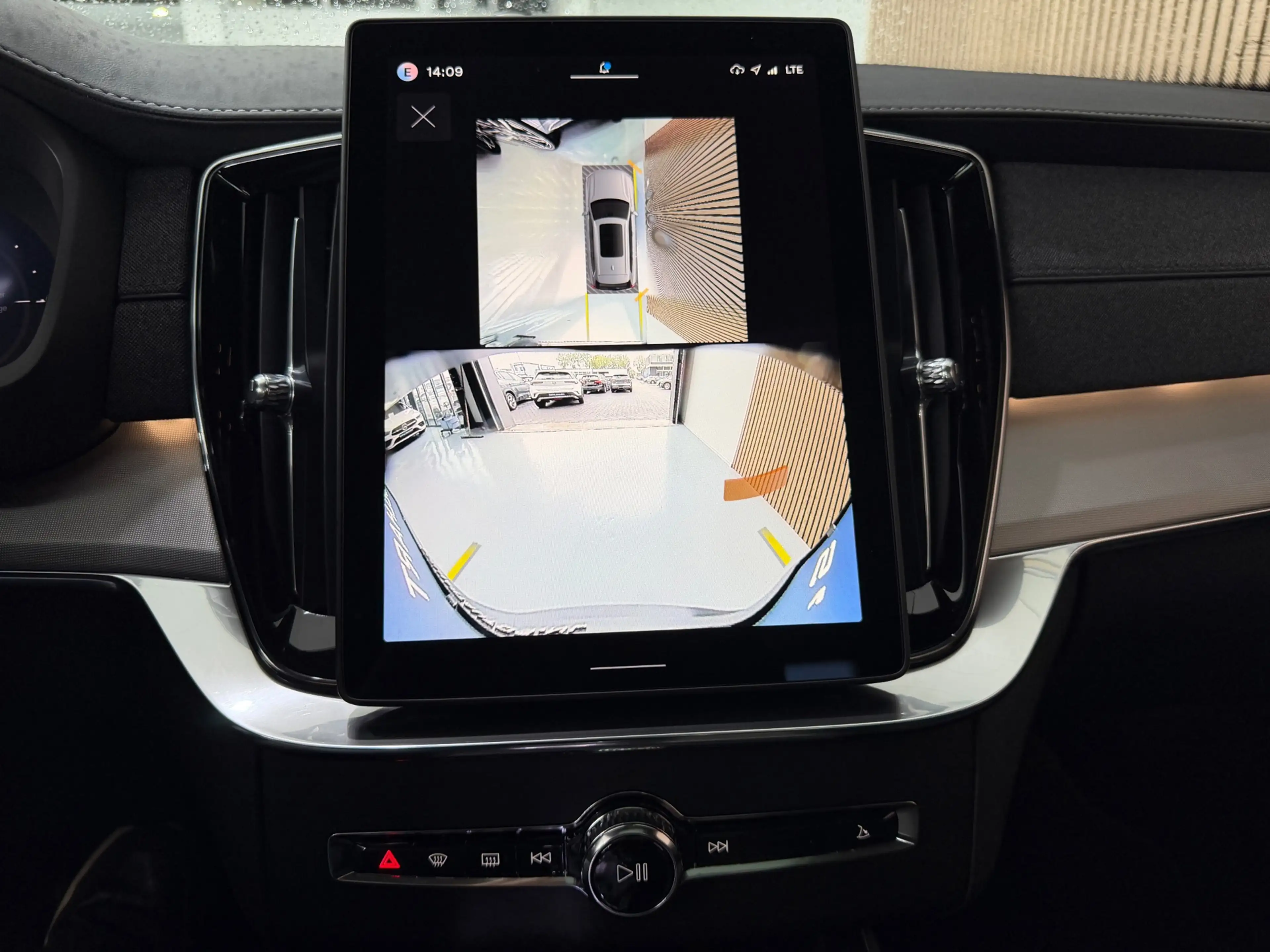 Volvo XC90 2.0 T8 Plug-in hybrid AWD Ultra Black Edition 455 — photo 39