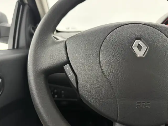 Renault Twingo view 21