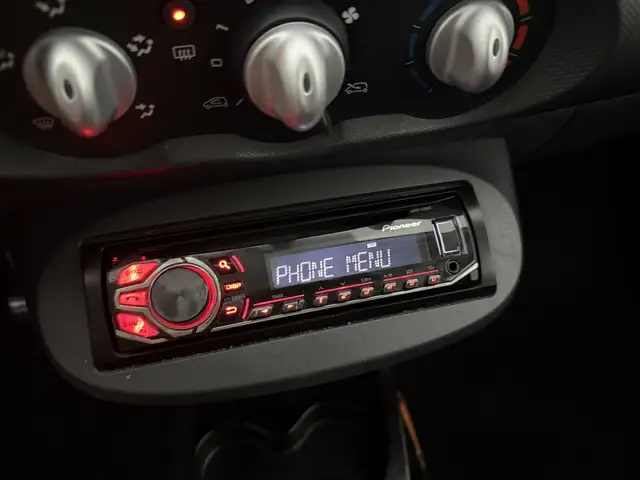 Renault Twingo view 25
