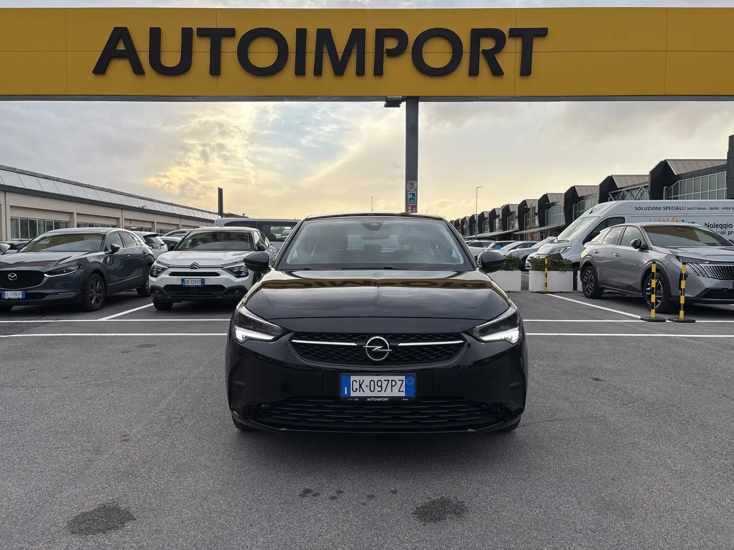 Opel Corsa Corsa 1.2 Design & Tech Nero - 2