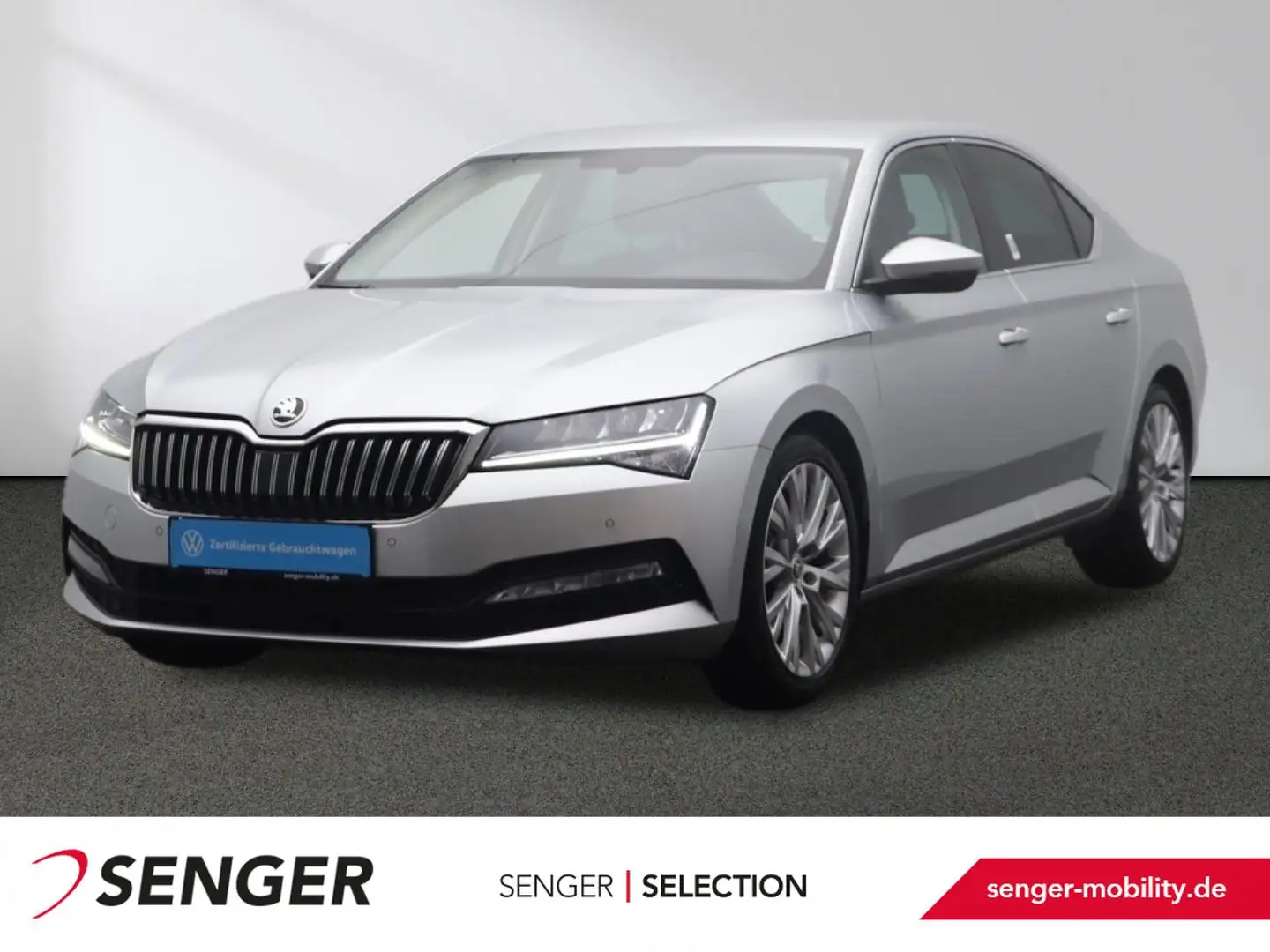 Skoda Superb 2.0 TDI Business Amundsen SmartLink Silber - 1