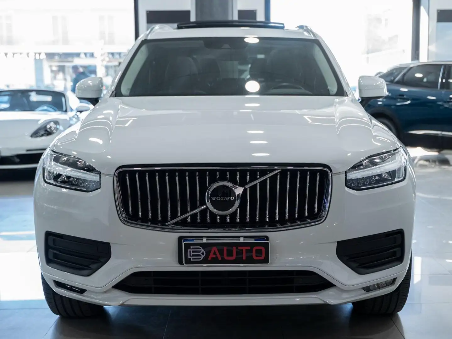 Volvo XC90 2.0 B5 MOMENTUM PRO AWD 7 POSTI TETTO PELLE NAVI F Bianco - 2