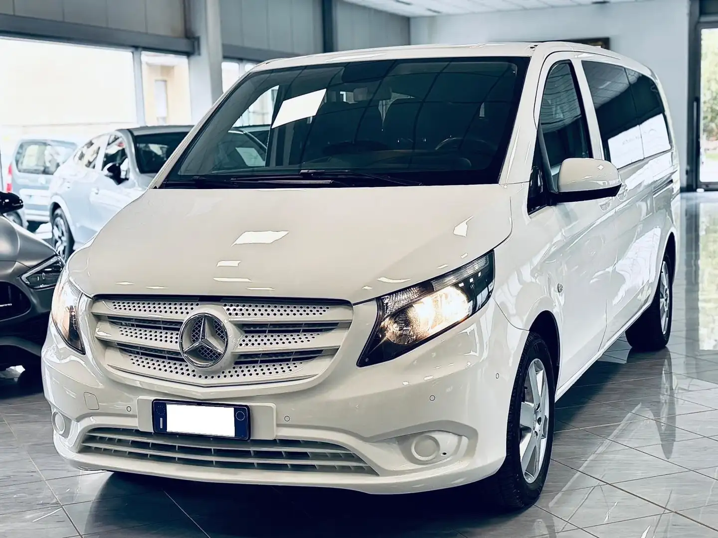 Mercedes-Benz Vito TOURER 114CDI EXTRALONG PRO Bianco - 1