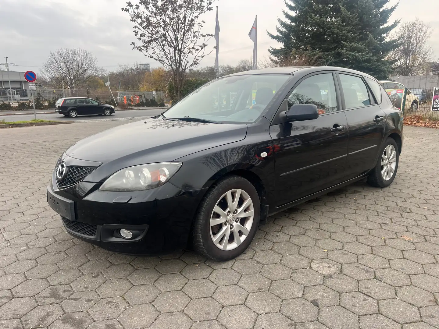 Mazda 3 3 1.6 Sport Exclusive Xenon Schwarz - 2