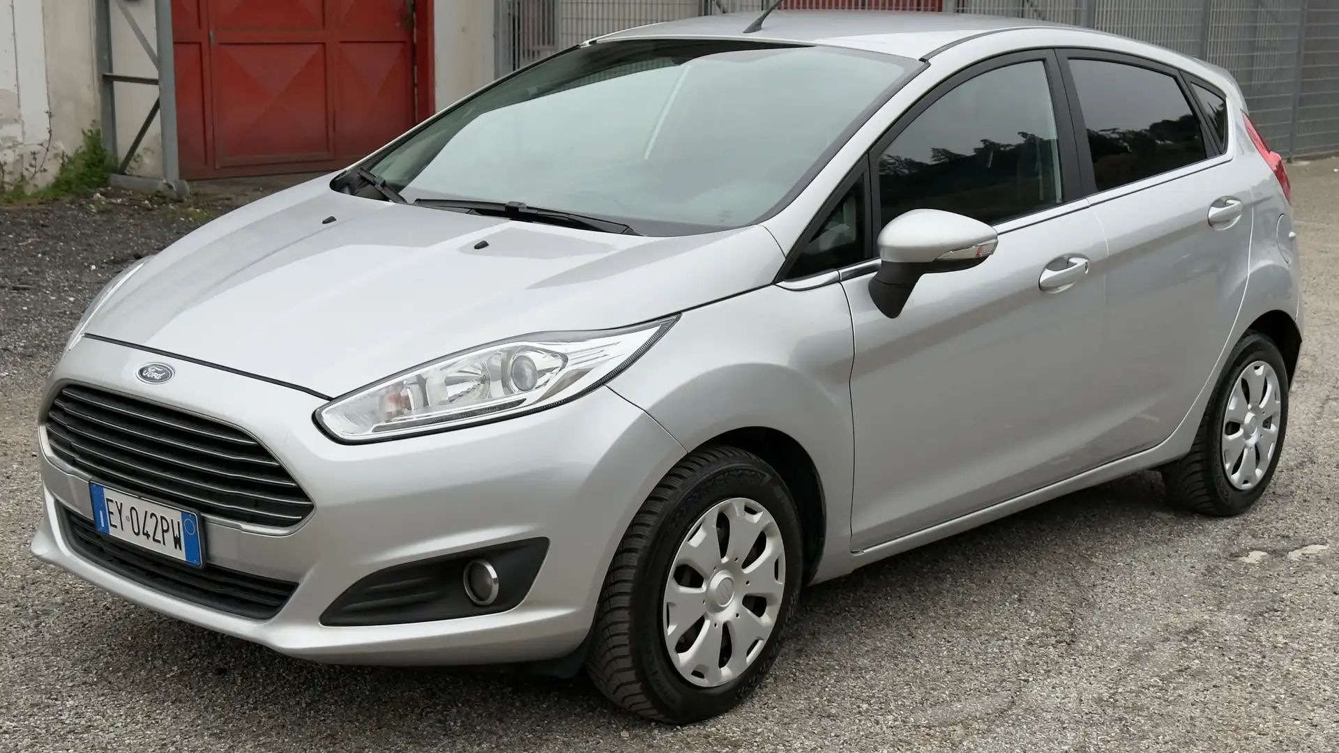 Ford Fiesta Fiesta VI 2013 5p 1.5 tdci Titanium 75cv Silber - 1