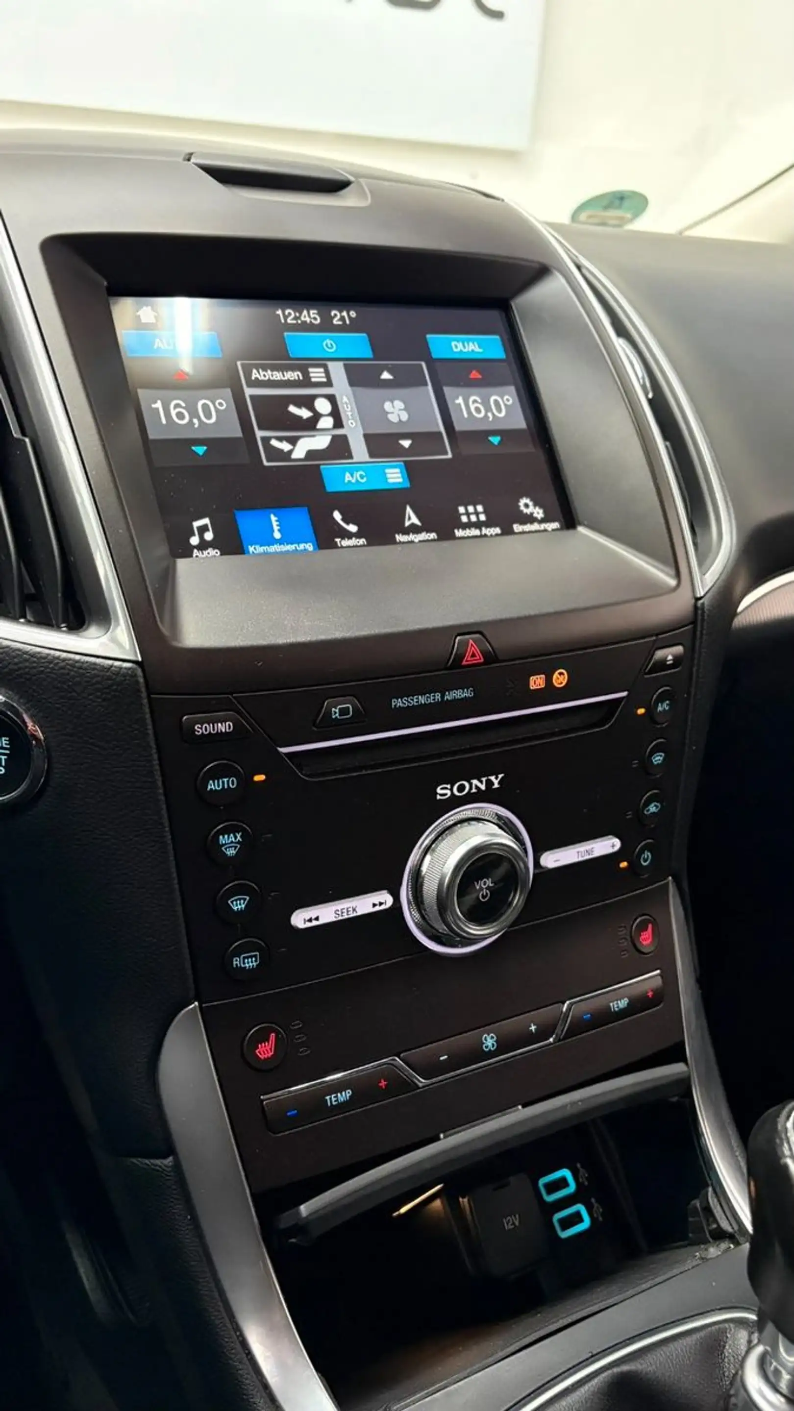 Ford S-Max S-MAX Titanium Garantie bis 24M — photo 12