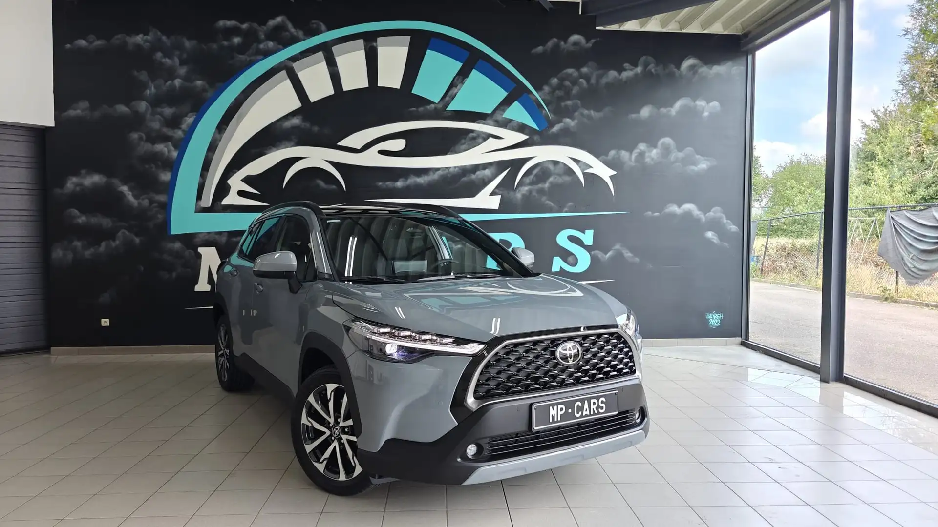 Toyota Corolla Cross Corolla Cross Hybrid 2.0 VVT-i Style + tech pack Gris - 1