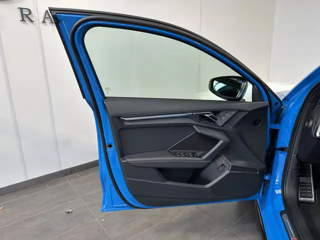 Audi A3 view 8