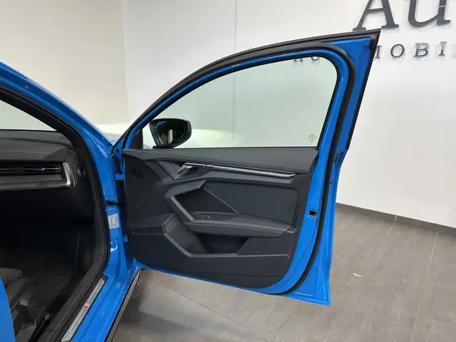 Audi A3 view 9
