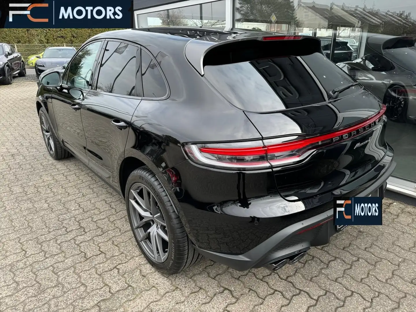 Porsche Macan 2.0 T 265cv PELLE-PASM-VIRTUAL-SCARICHI-TETTO Schwarz - 2