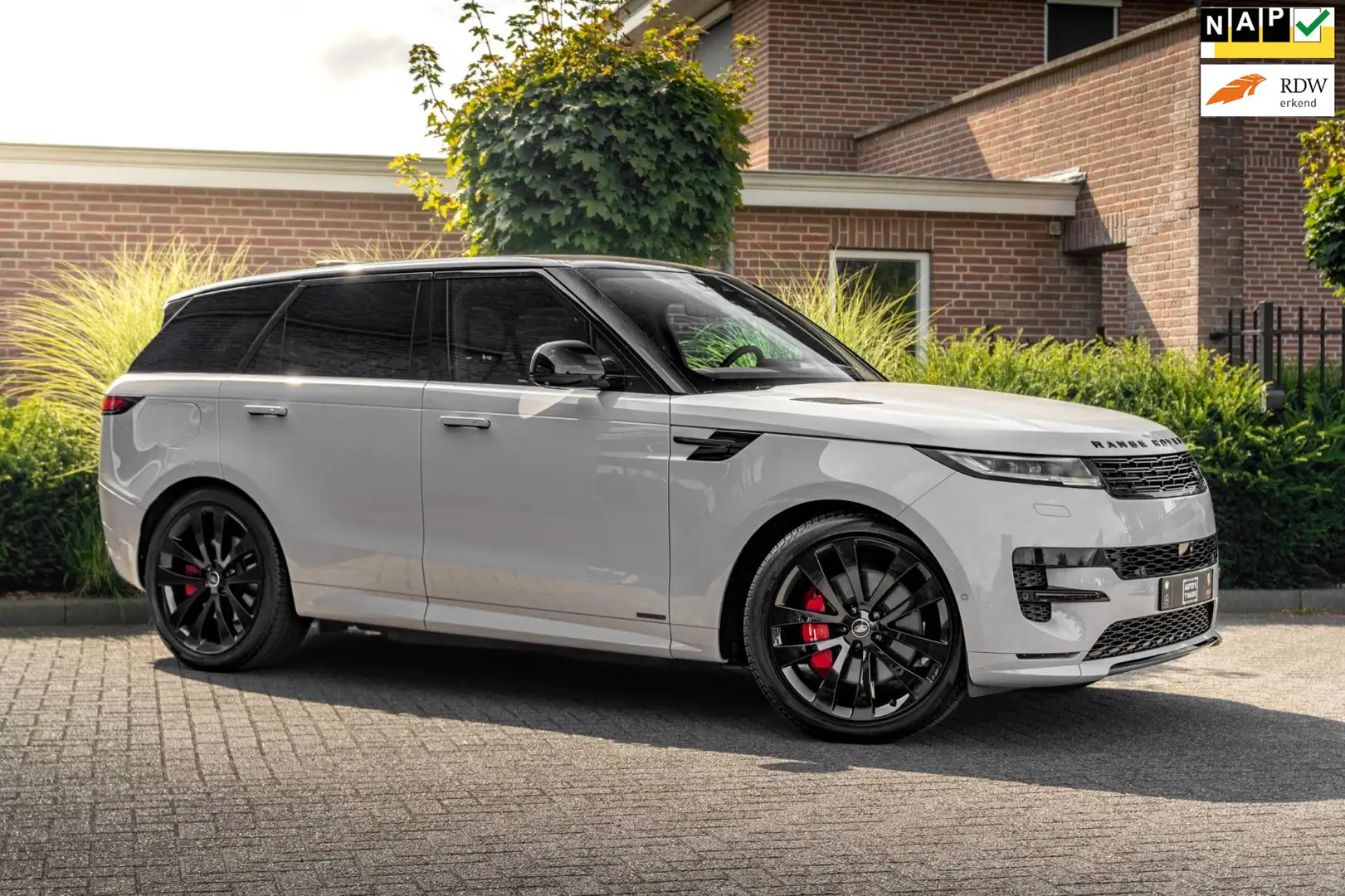 Land Rover Range Rover Sport 3.0 P550e Autobiography PHEV 550 PK Full Option Bo Grijs - 1