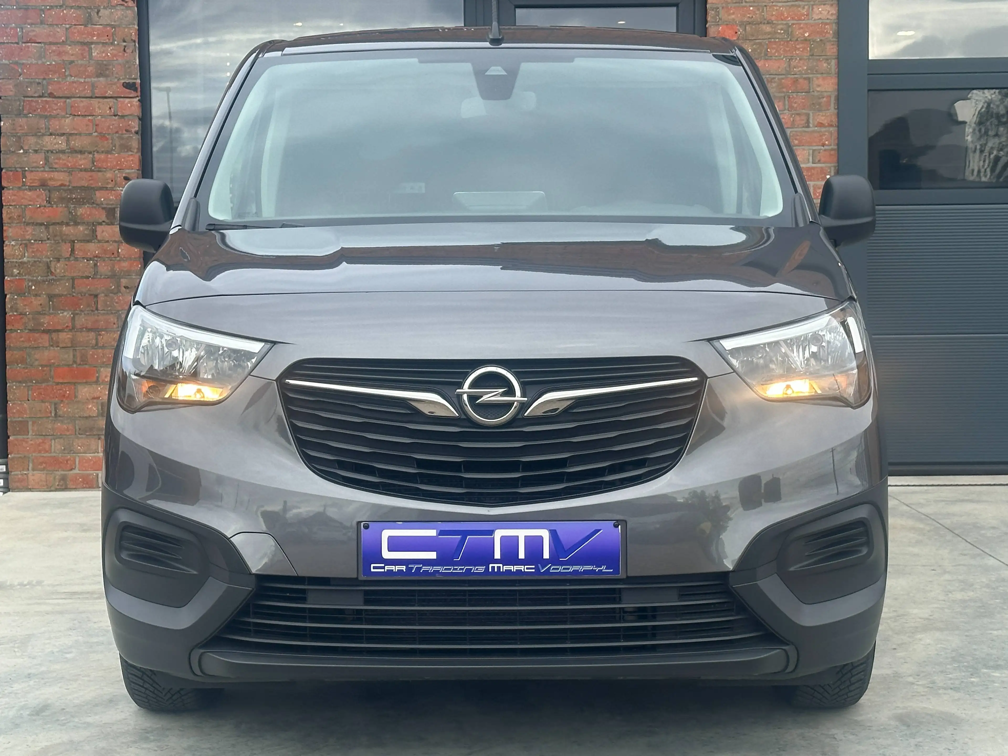 Opel Combo 1.5 TD 102pk! Lichte Vracht 3 plaatsen! 1e Eigenaar! € 12500,00 excl. BTW! — photo 7