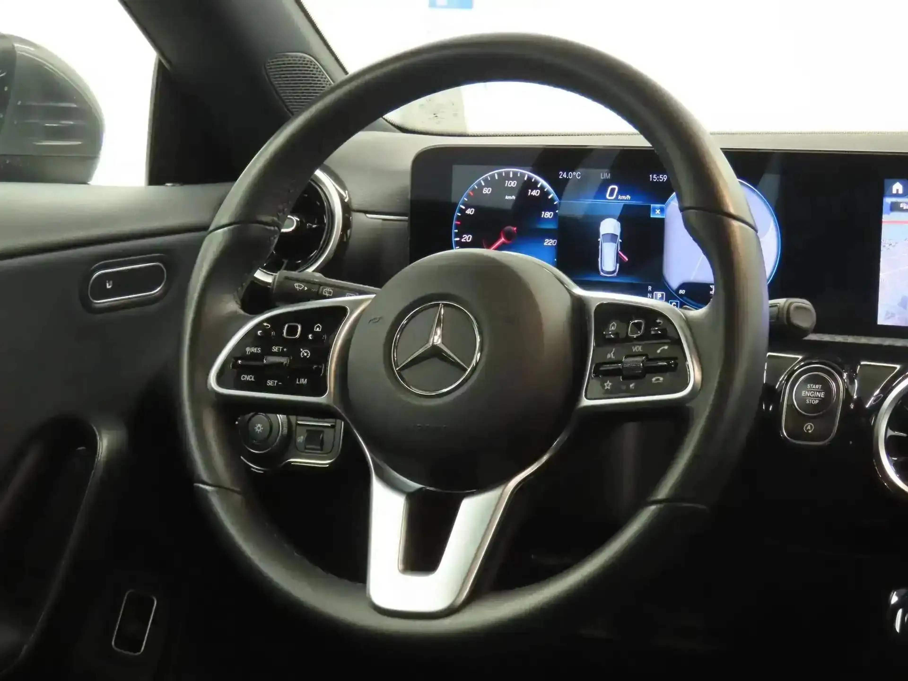 Mercedes-Benz CLA 180 d ShootingBrake 7GTRONIC **FULL LED-CRUISE-NAVI** — photo 10