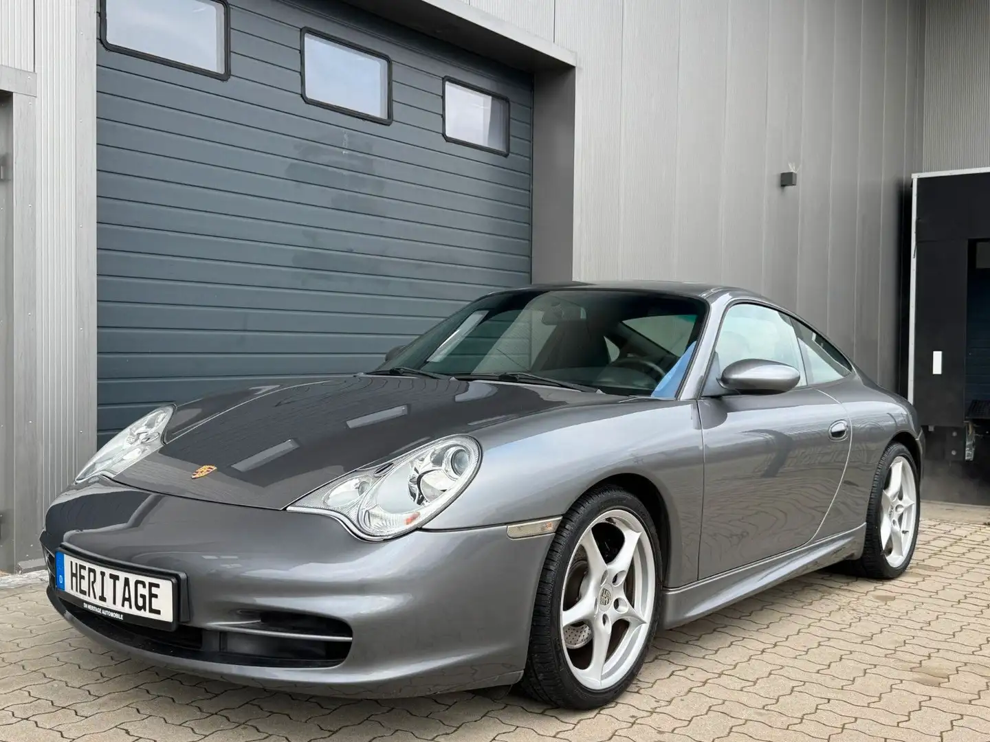 Porsche 996 C2/Automatik/PDC/SDH/SHZ/NAVI/Memory-Sitz Grau - 2