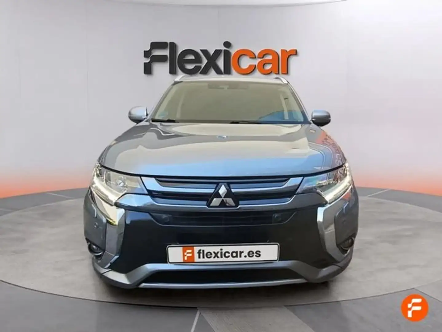 Mitsubishi Outlander PHEV Kaiteki 4WD Gris - 2