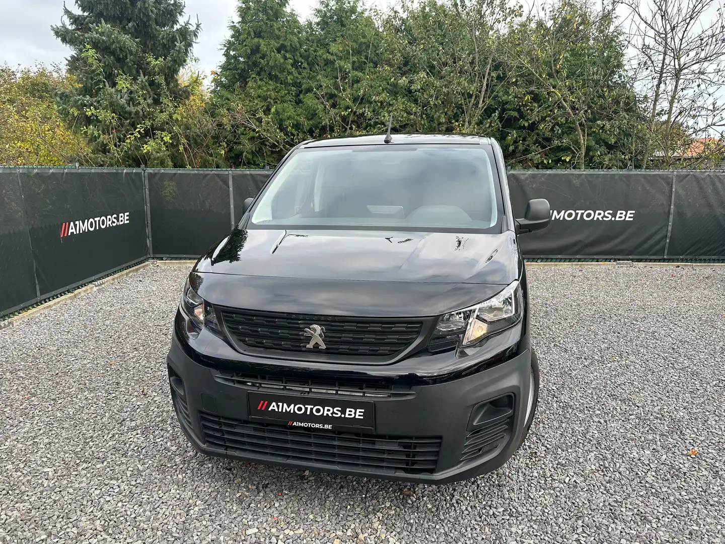Peugeot Partner 3-ZIT | AIRCO | NAVI | ZIJ-DEUR | B.T.W.-WAGEN Zwart - 1