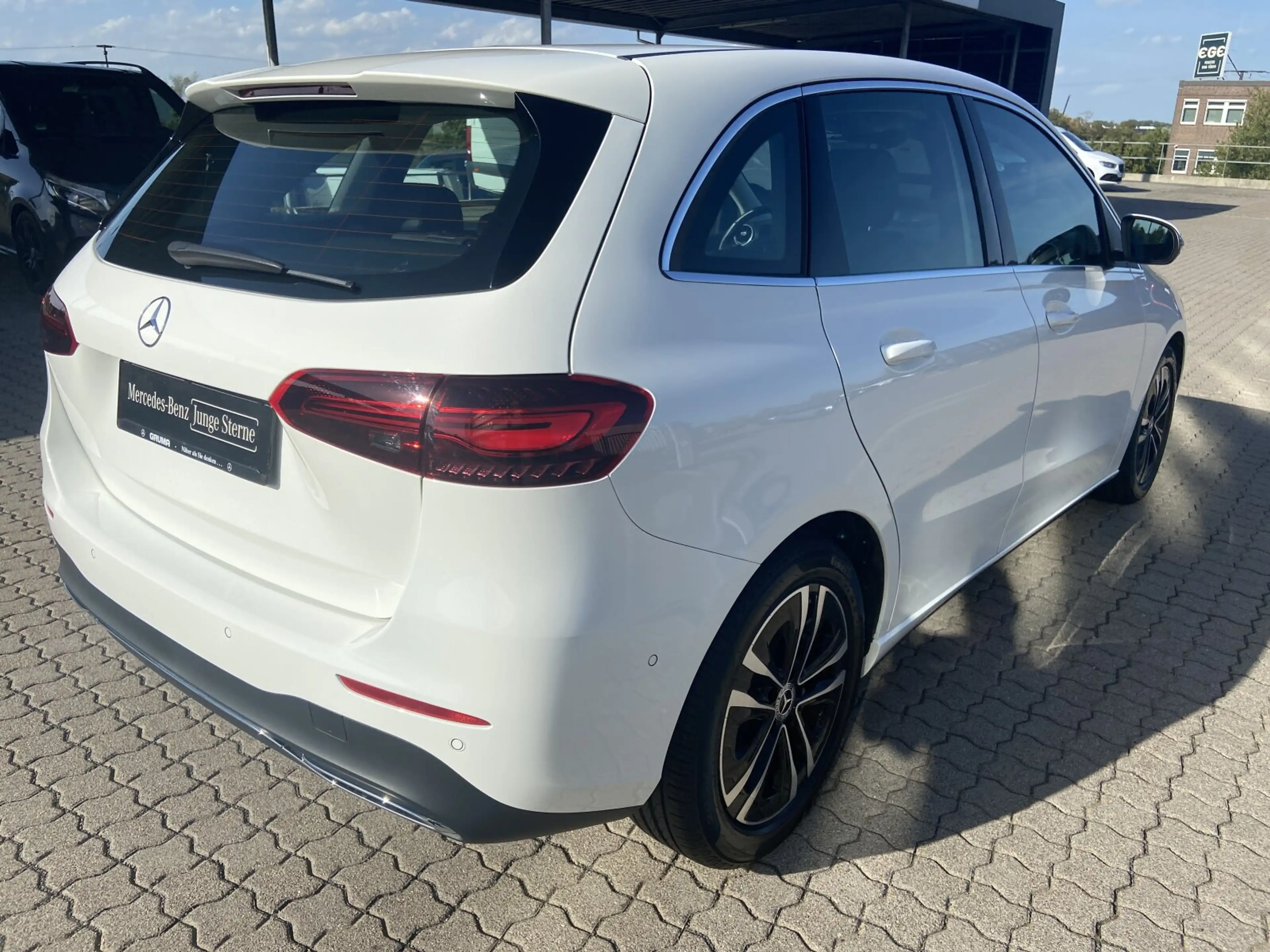 Mercedes-Benz B 180 B 180 Progressive/Navi/Autom./Klima/LED/Sitzhzg. — photo 6
