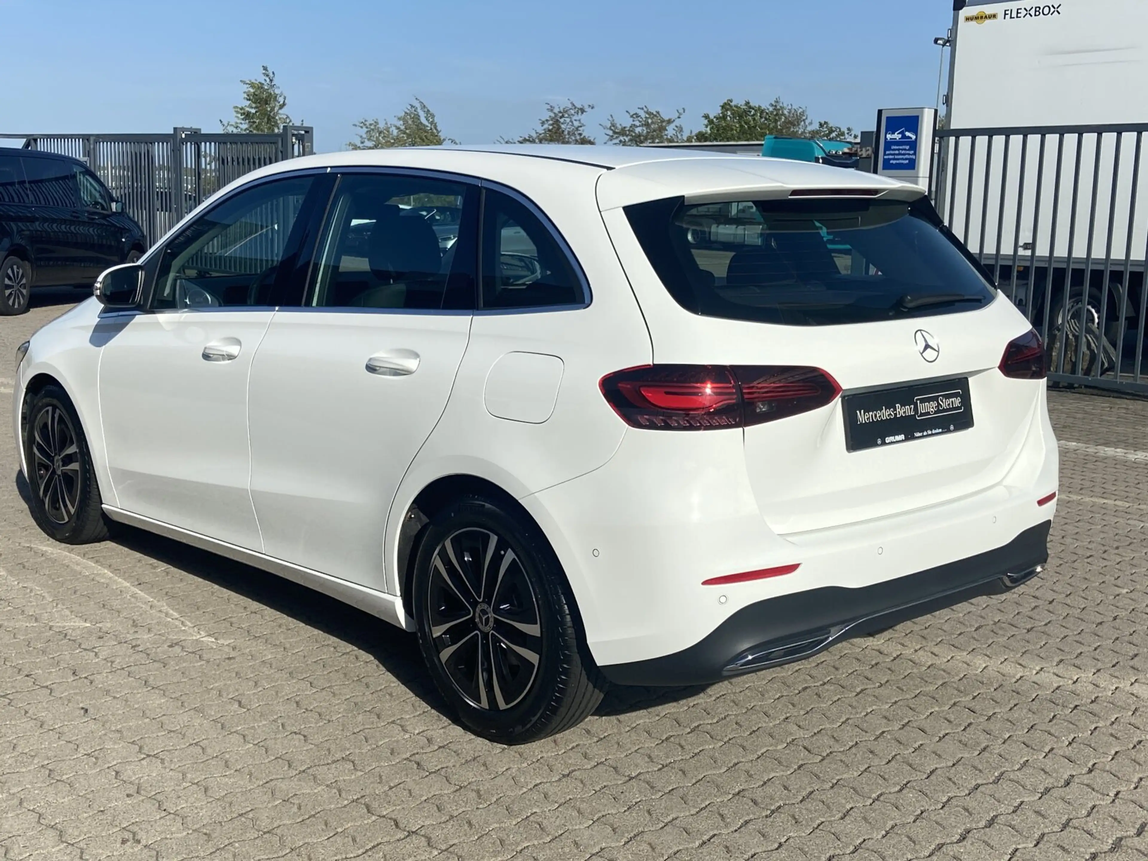 Mercedes-Benz B 180 B 180 Progressive/Navi/Autom./Klima/LED/Sitzhzg. — photo 8