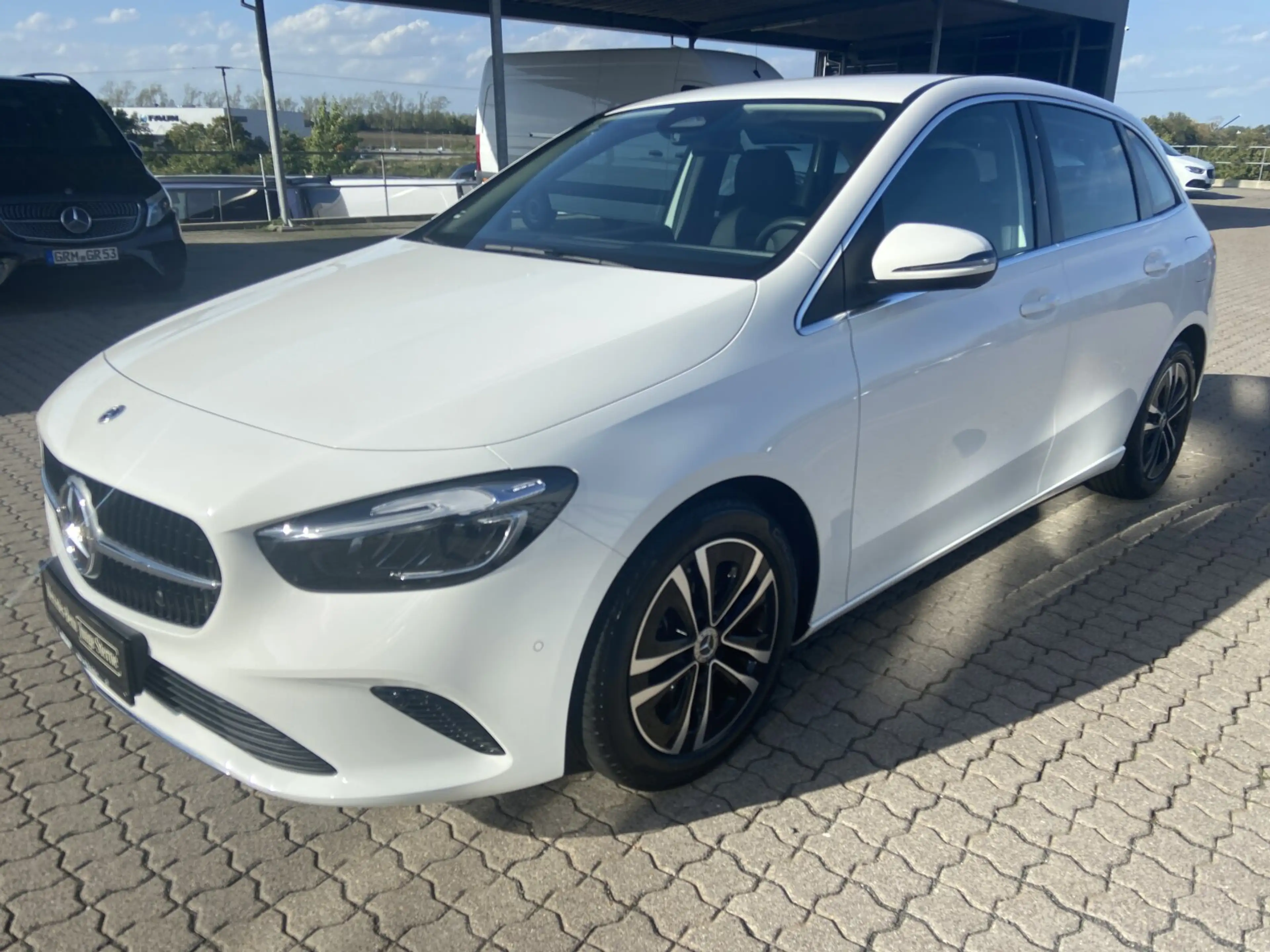 Mercedes-Benz B 180 B 180 Progressive/Navi/Autom./Klima/LED/Sitzhzg. — photo 2