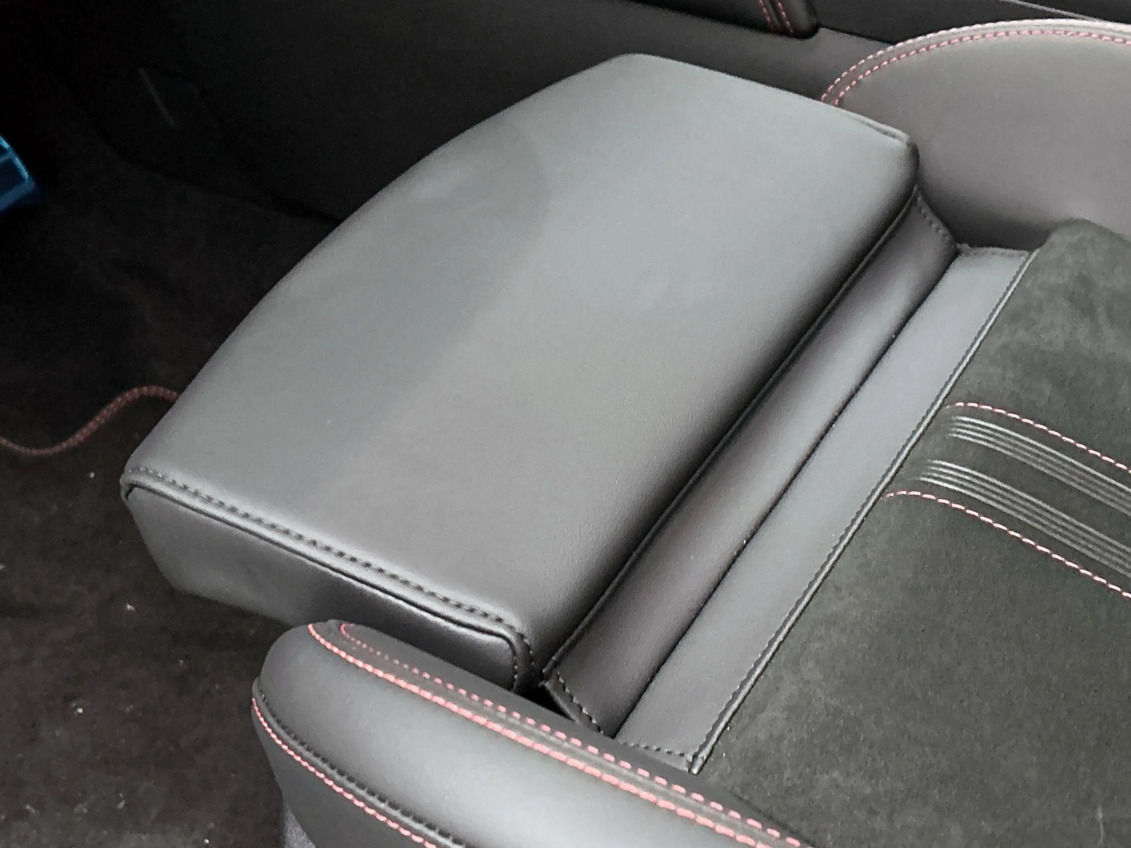 Ford Kuga 2.5 PHEV ST-Line X | Trekhaak Elektr 2100KG | All — photo 11