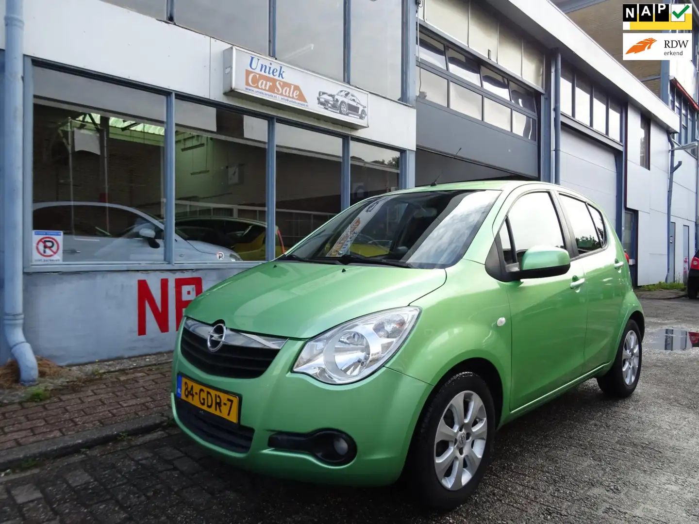 Opel Agila 1.2 Enjoy Groen - 1