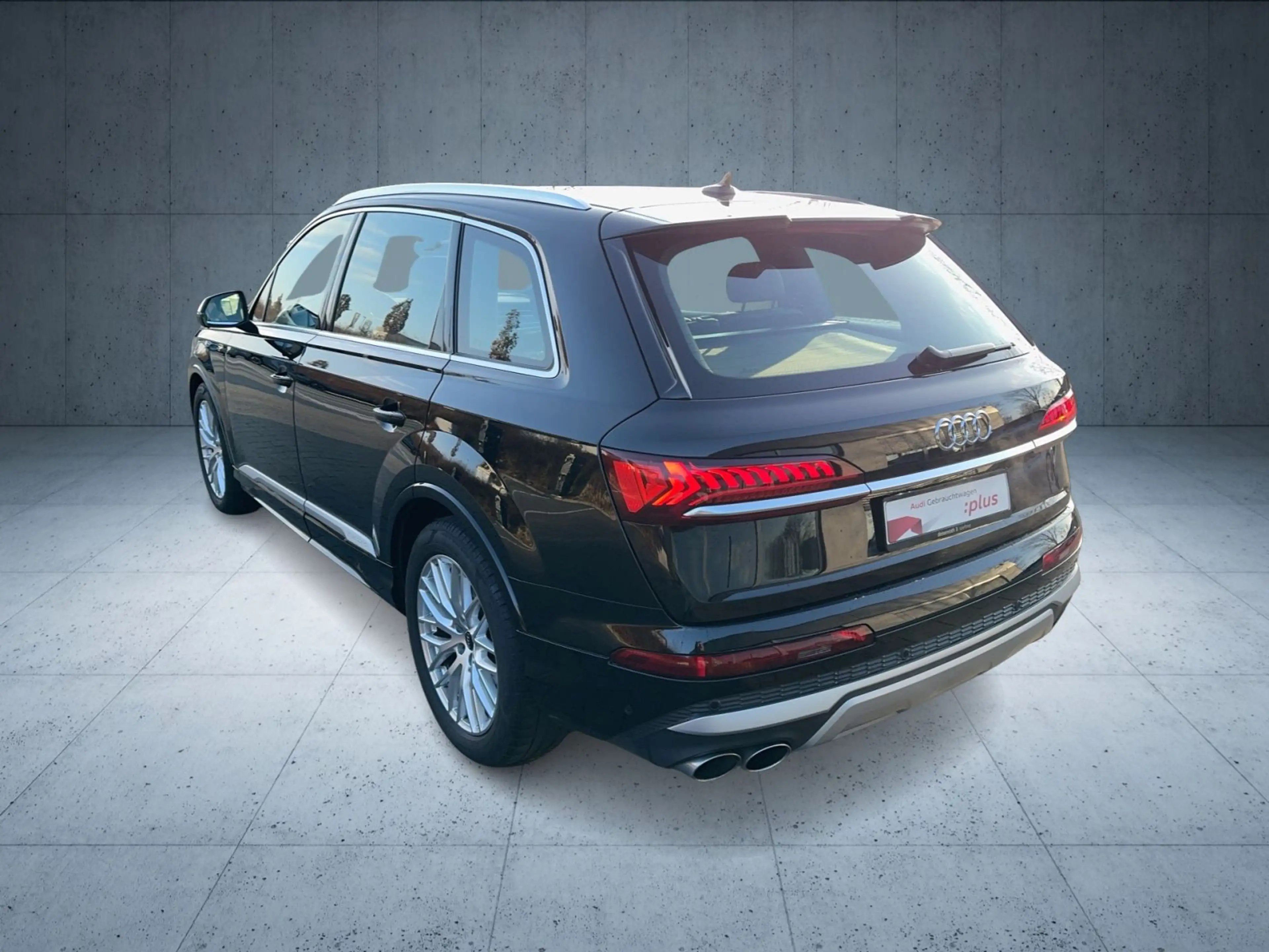 Audi SQ7 StHz/AHK/S-Sitz/HuD/Leder/360/Assist/20 — photo 3