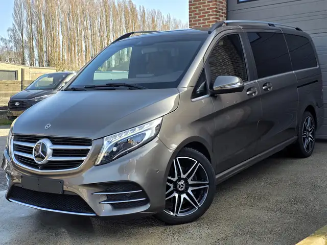 Mercedes-Benz V 250 d AMG Line - Dub Cab - 87.000 KM - FULL OPTION