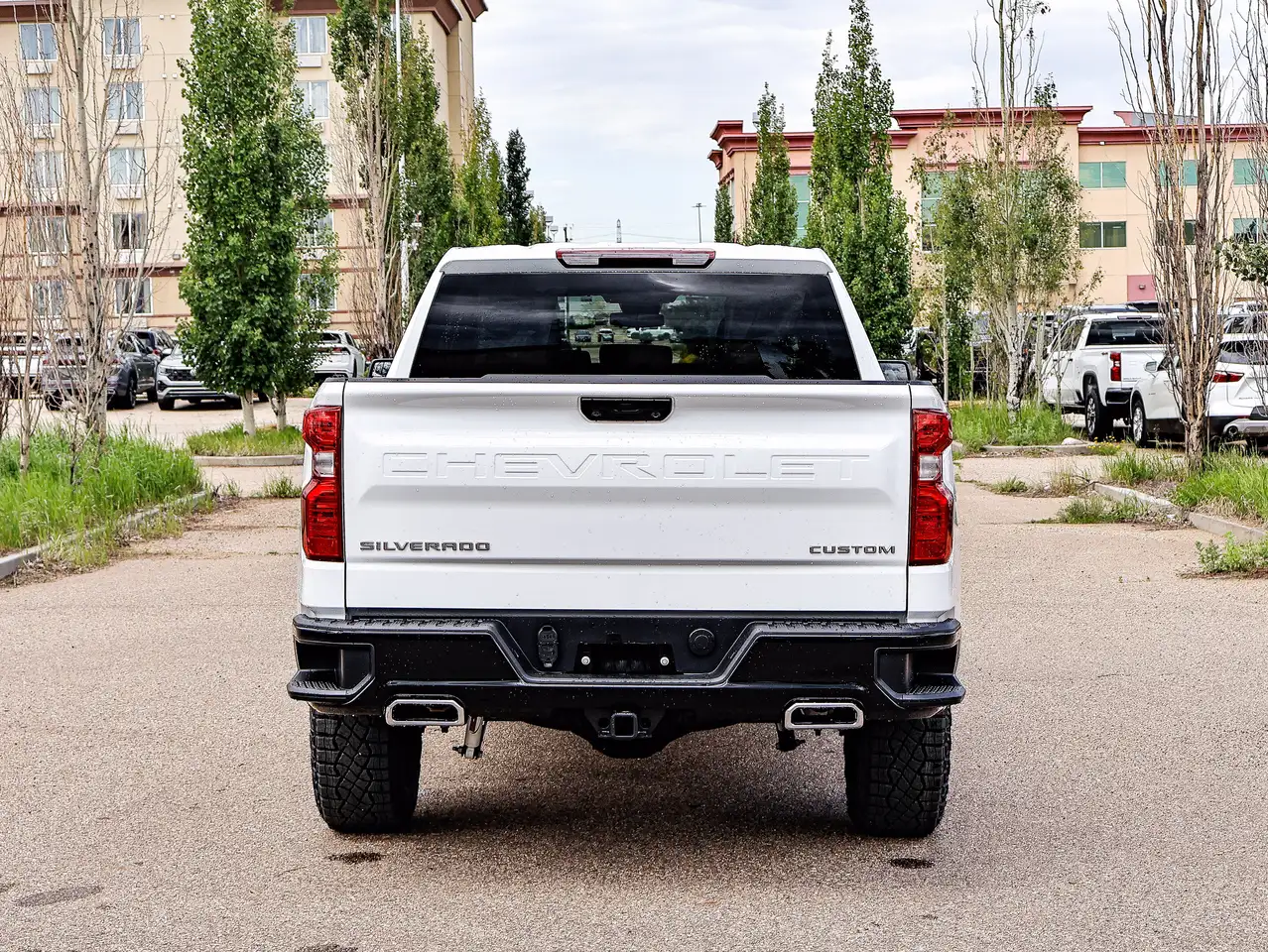 Chevrolet Silverado 1500 photo Chevrolet Silverado 1500