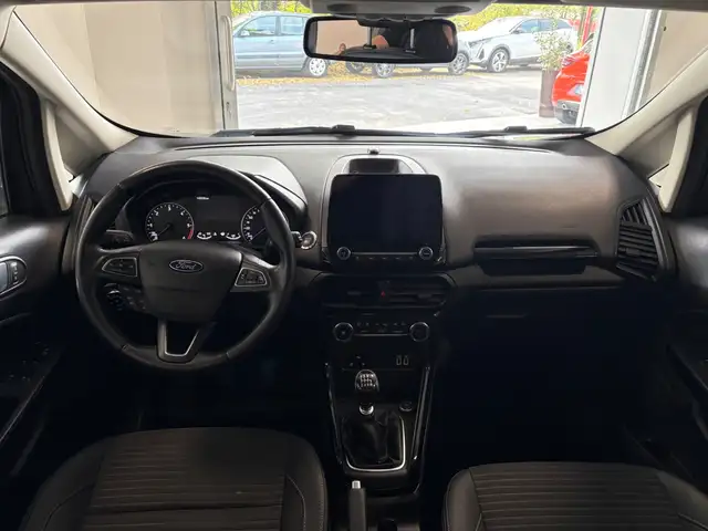 Ford EcoSport view 8