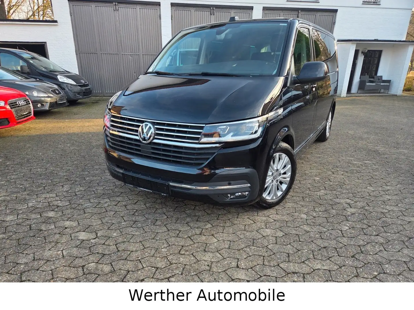 Volkswagen T6 Multivan T6.1 Multivan Generation Six 4MOTION/Virtual Zwart - 2