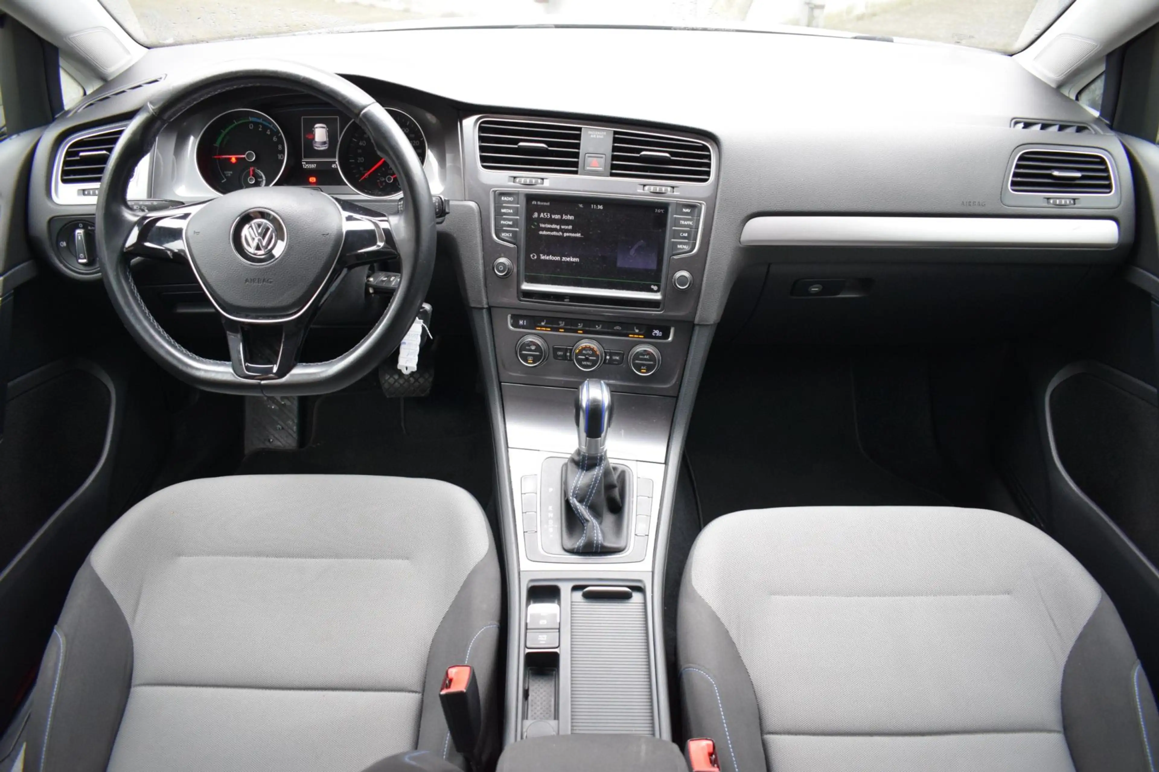 Volkswagen e-Golf 12 mnd GARANTIE StoelVW Carplay Navi Clima CruieC — photo 8