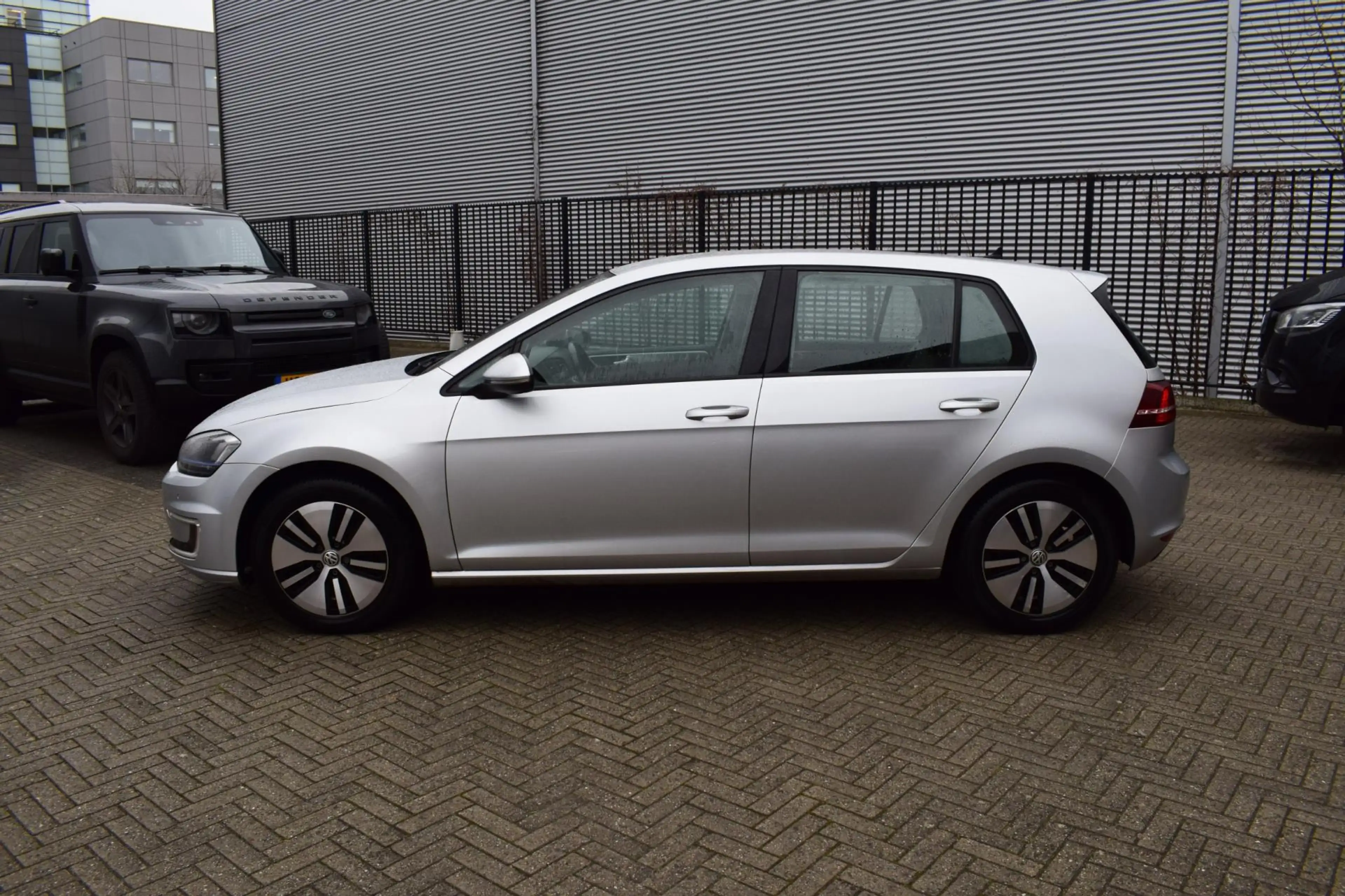Volkswagen e-Golf 12 mnd GARANTIE StoelVW Carplay Navi Clima CruieC — photo 2