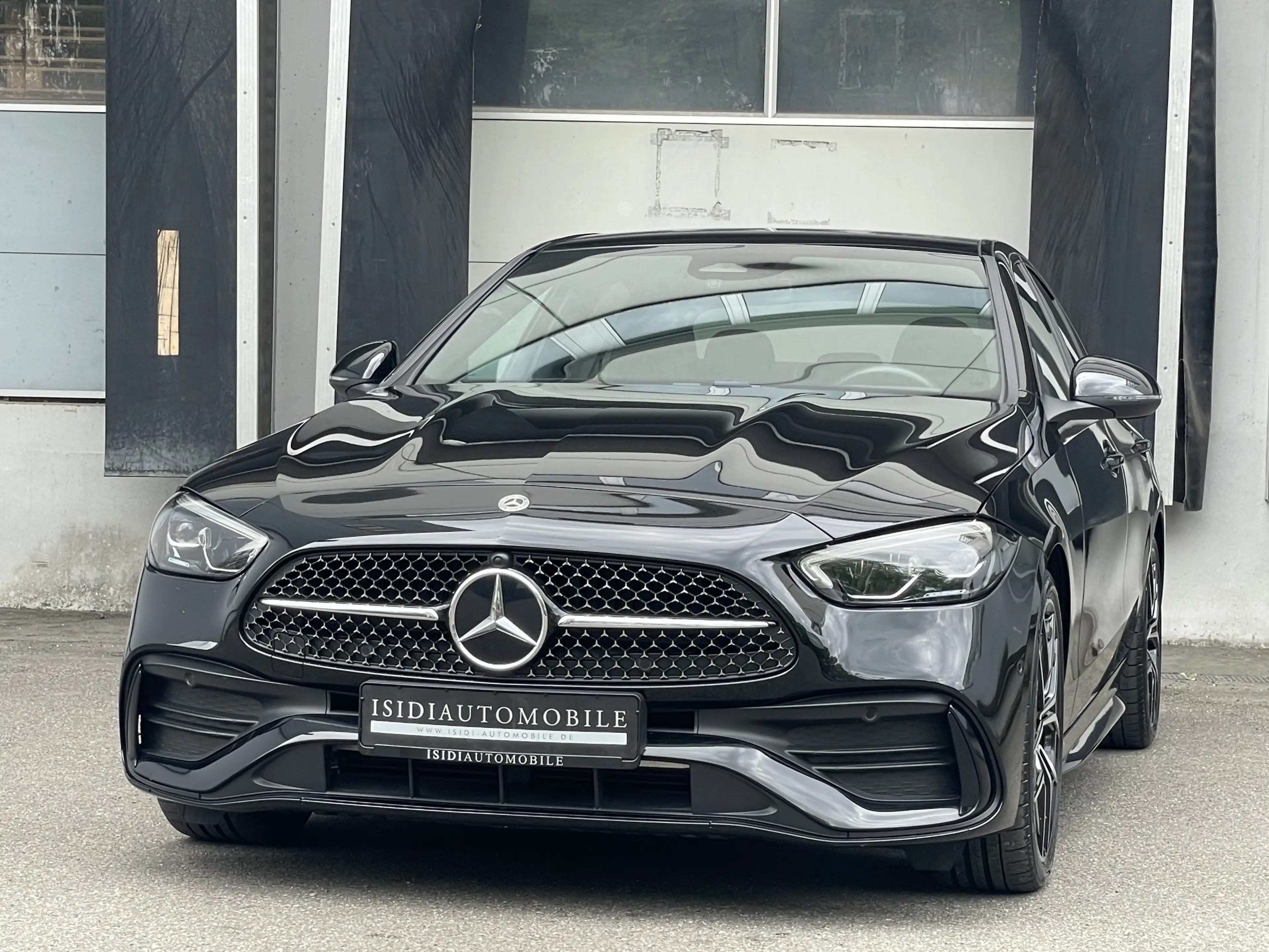 Mercedes-Benz C 180 AMG LED Night MBUX Rü-Kamera Ambiente