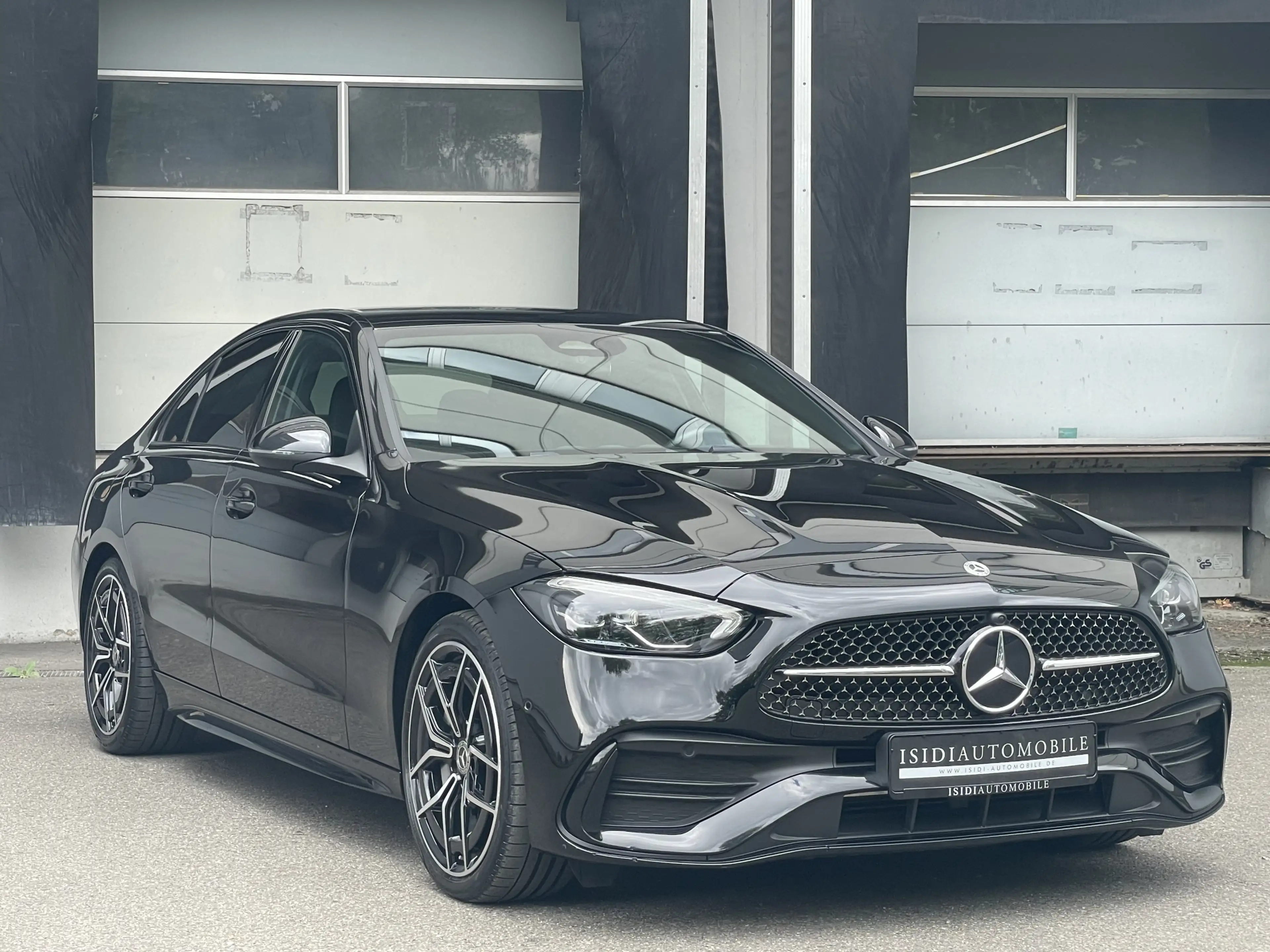 Mercedes-Benz C 180 AMG LED Night MBUX Rü-Kamera Ambiente — photo 9
