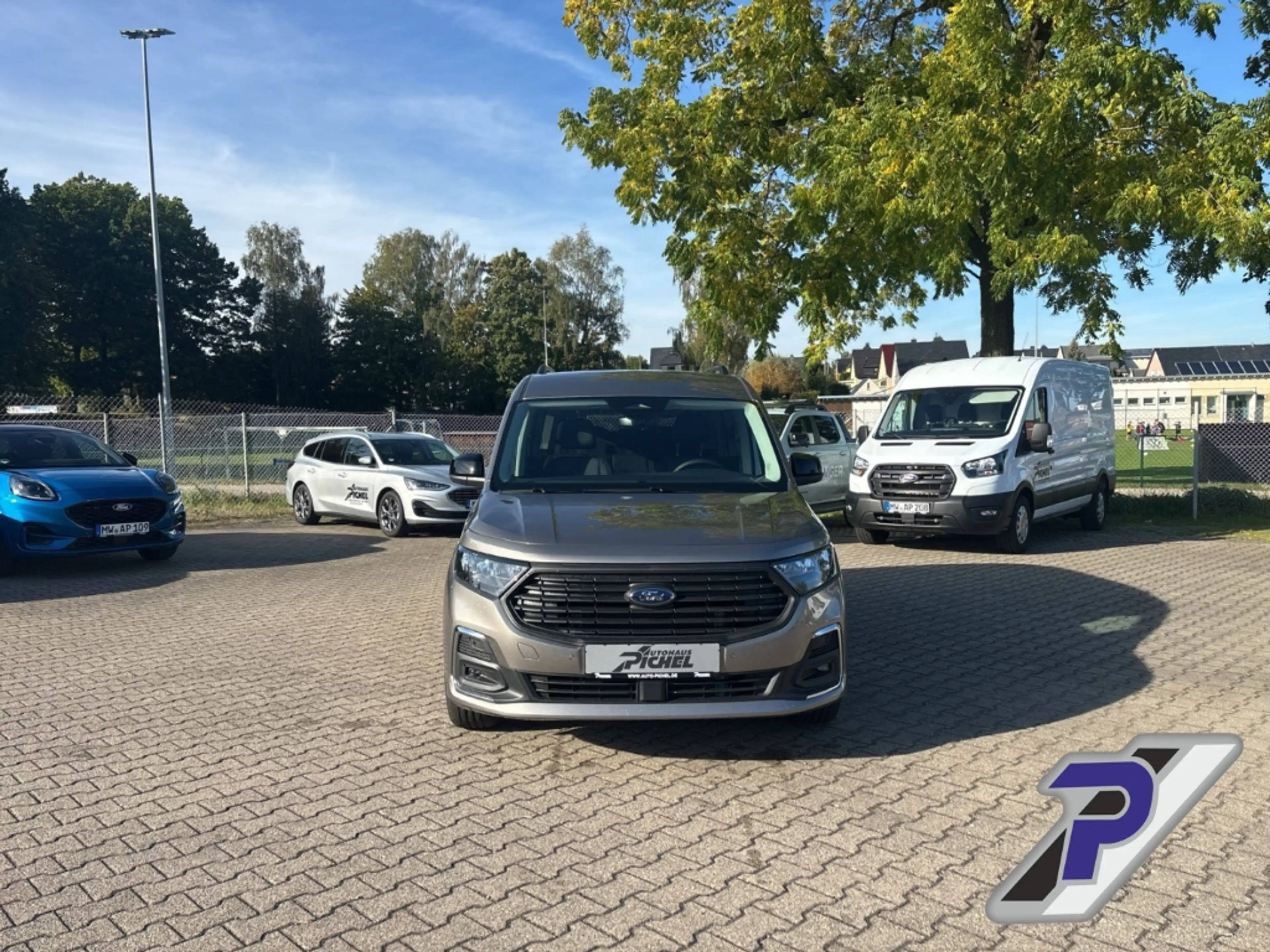 Ford Tourneo Connect Titanium L2 7SITZER+LM+ Apple CarPlay Android Auto — photo 8
