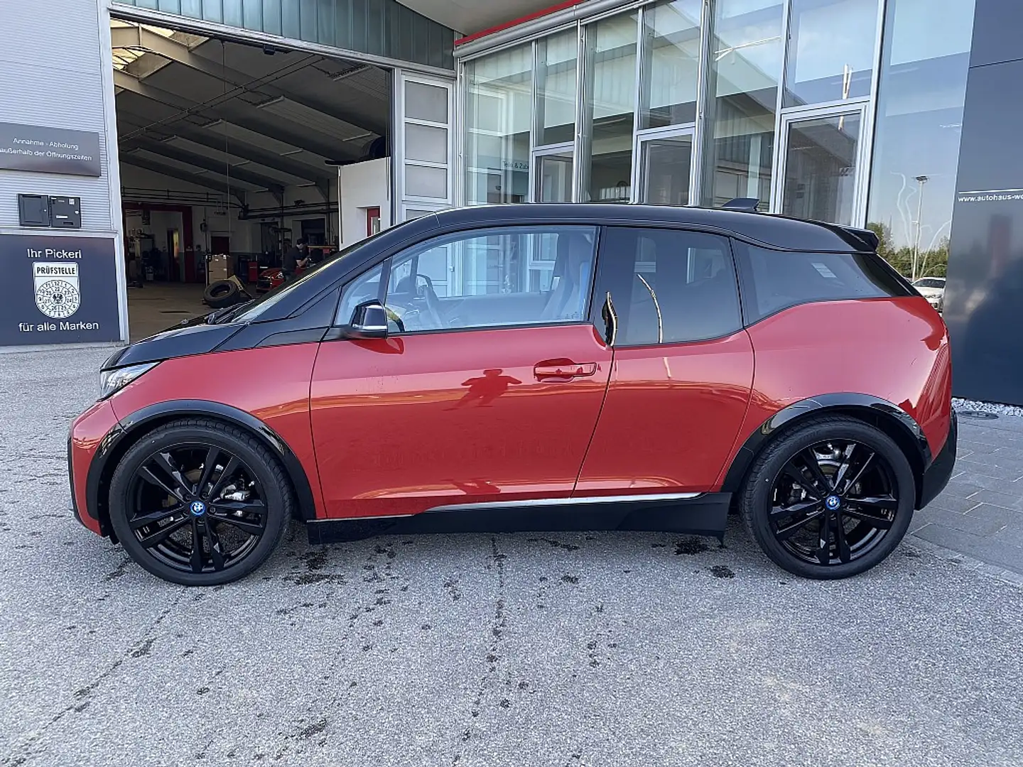BMW i3 42,4kWh S "LAGERRÄUMUNG" Rot - 2