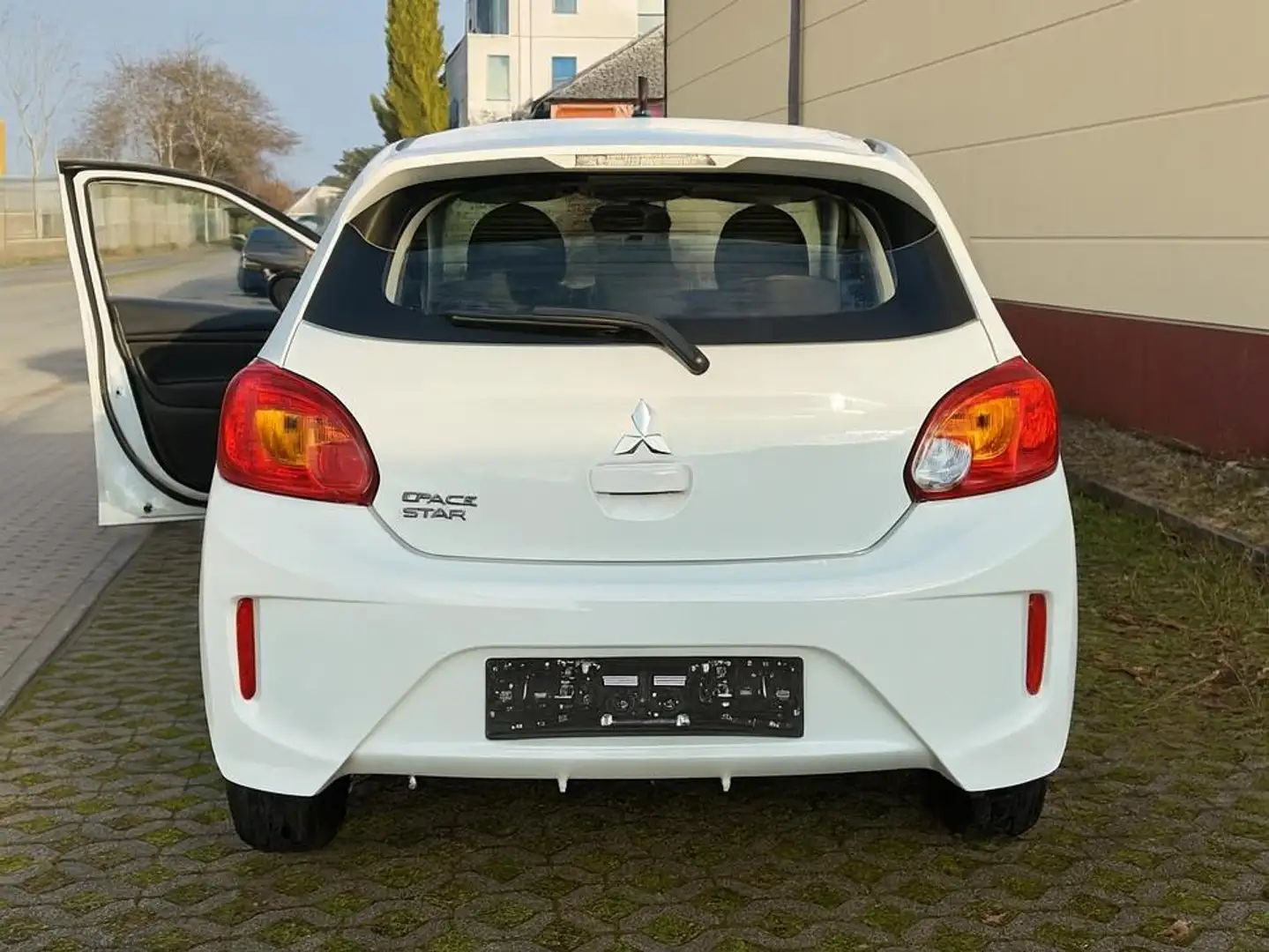 Mitsubishi Space Star Space Star 1.0 White - 2