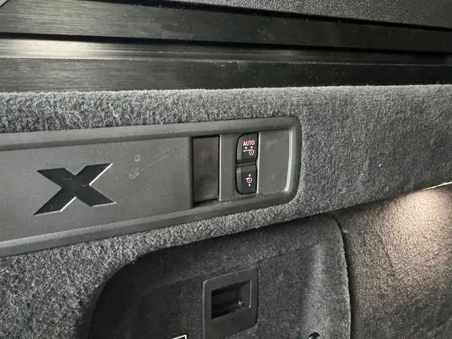 BMW X5 view 14