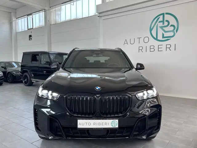 BMW X5 view 2