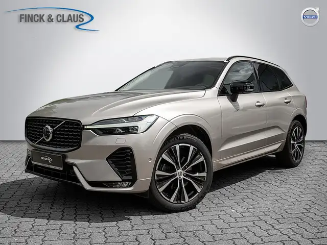 Volvo XC60 B5 AWD Ultra Dark