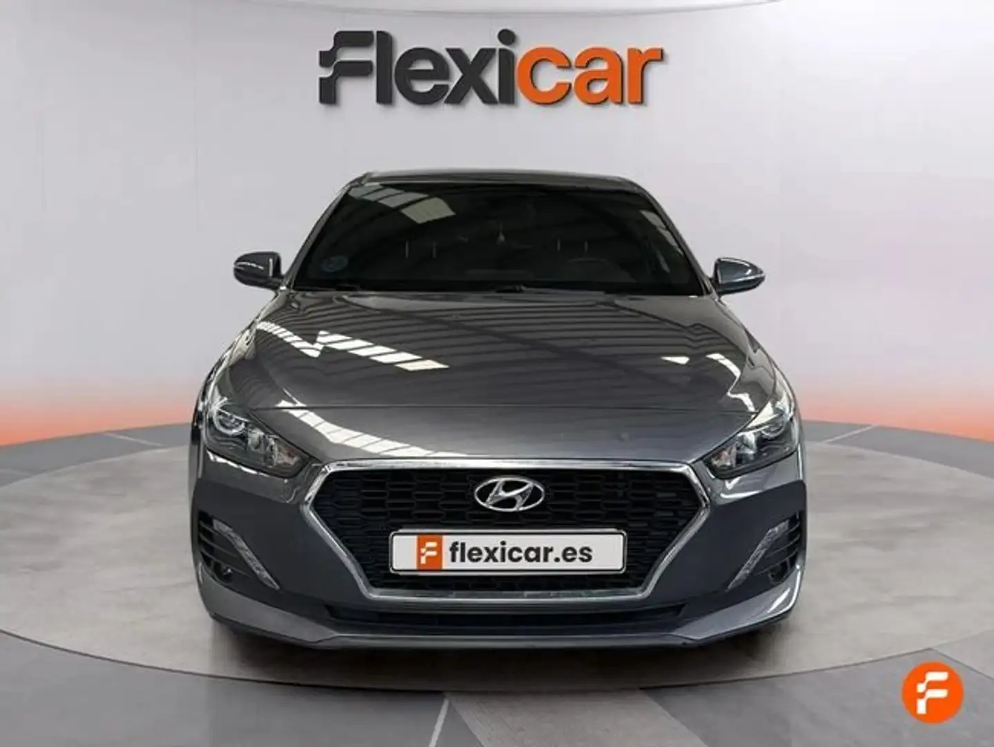 Hyundai i30 1.0 TGDI Essence 120 Gris - 2