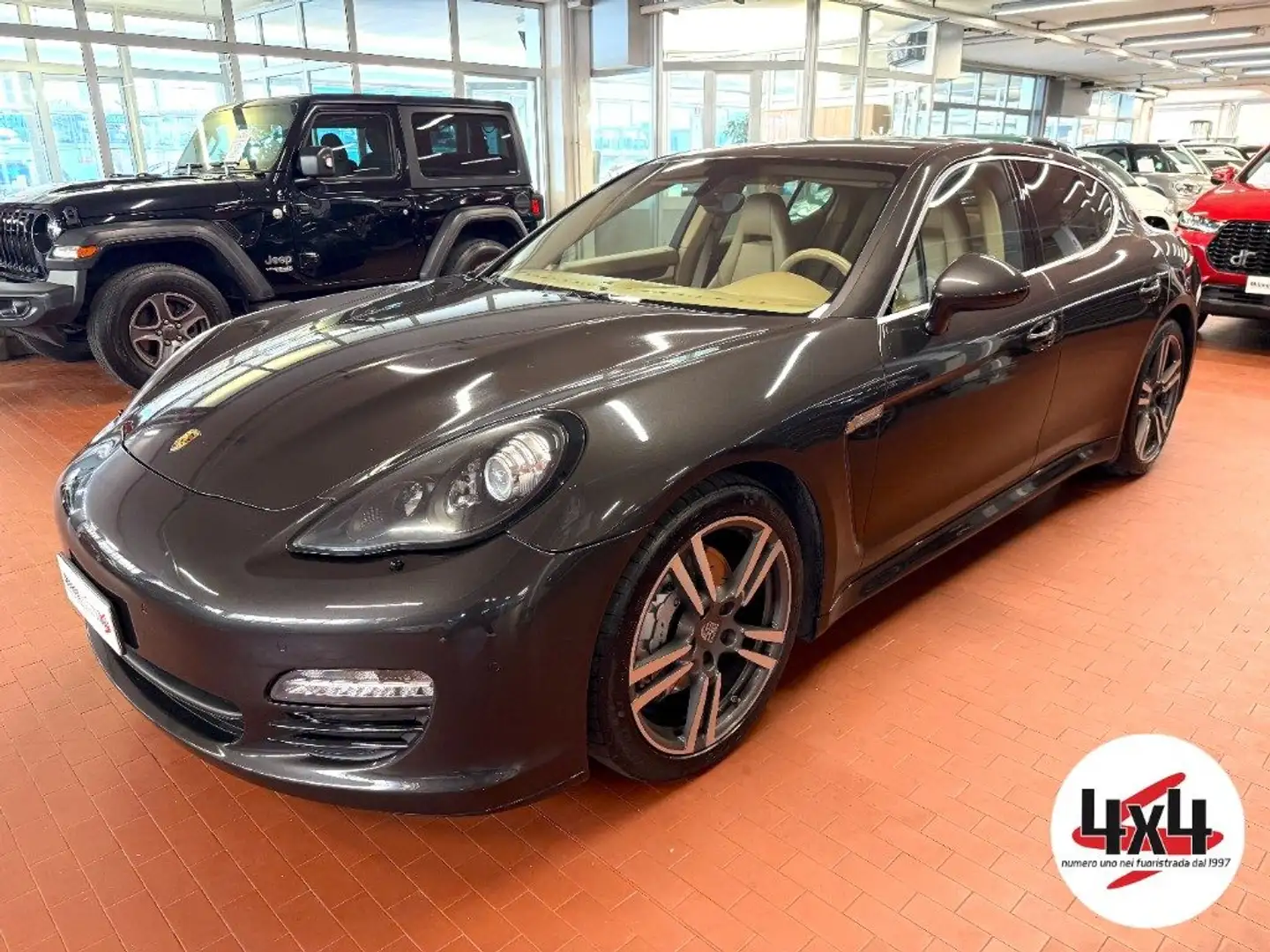 Porsche Panamera 4.8 4S Grigio - 1