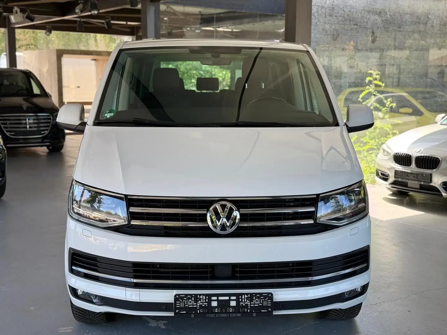 Volkswagen T6 Multivan -2.0TDI-Generation Six-Bulli-Acc-Stan Blanc - 2