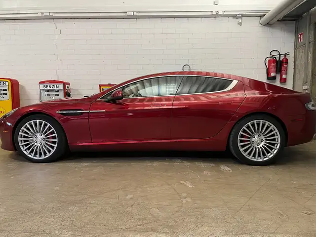 Aston Martin Rapide