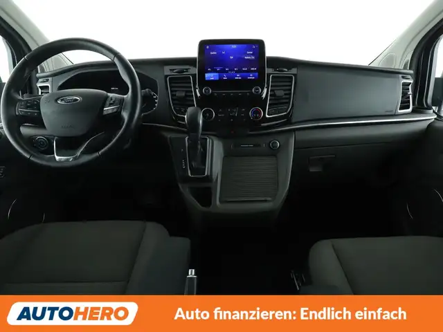 Ford Tourneo Custom view 12