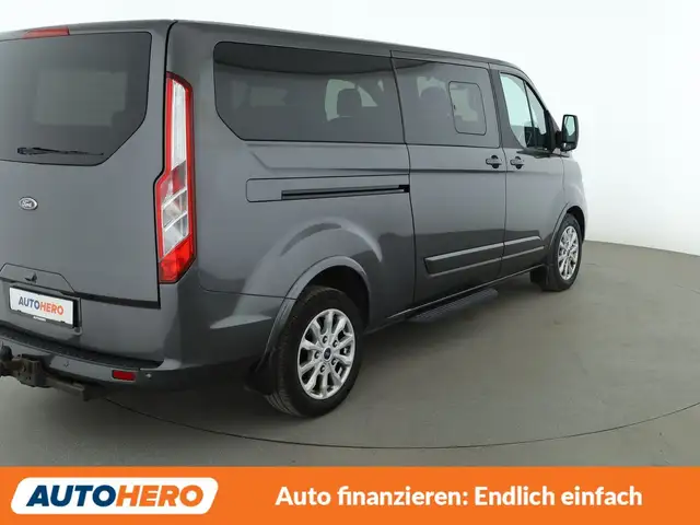 Ford Tourneo Custom view 6