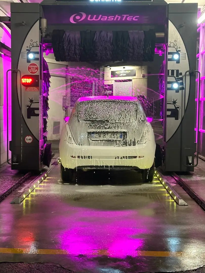 Lancia Ypsilon 1.3 mjt Oro 100 dfn AUTOMATICA - 2