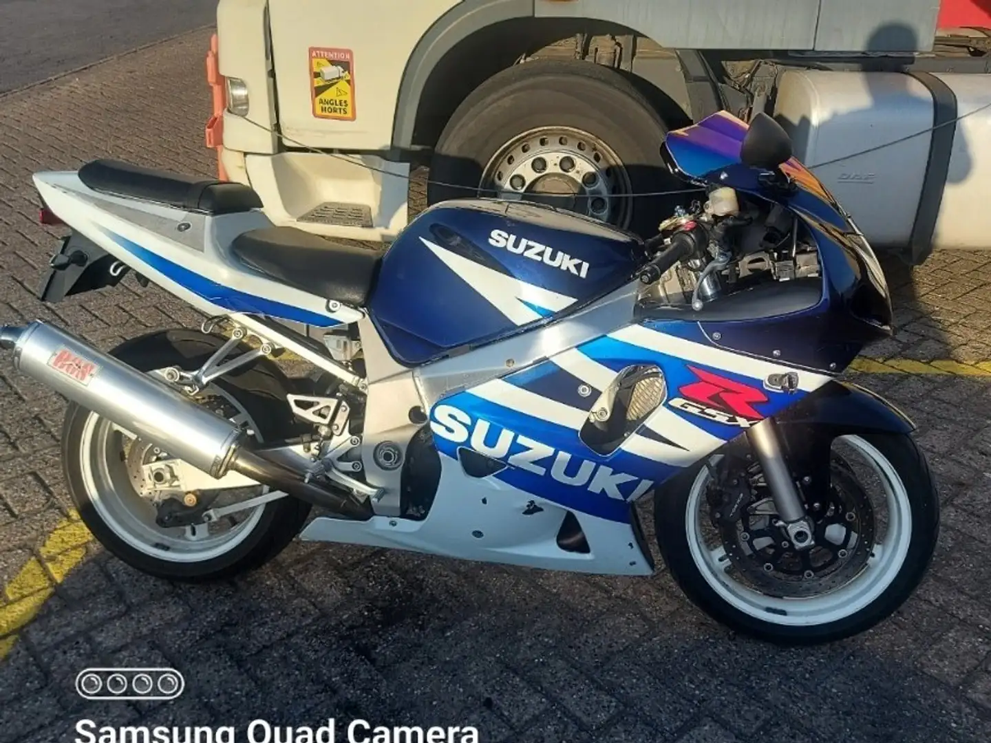 Suzuki GSX-R 600 Alb - 1